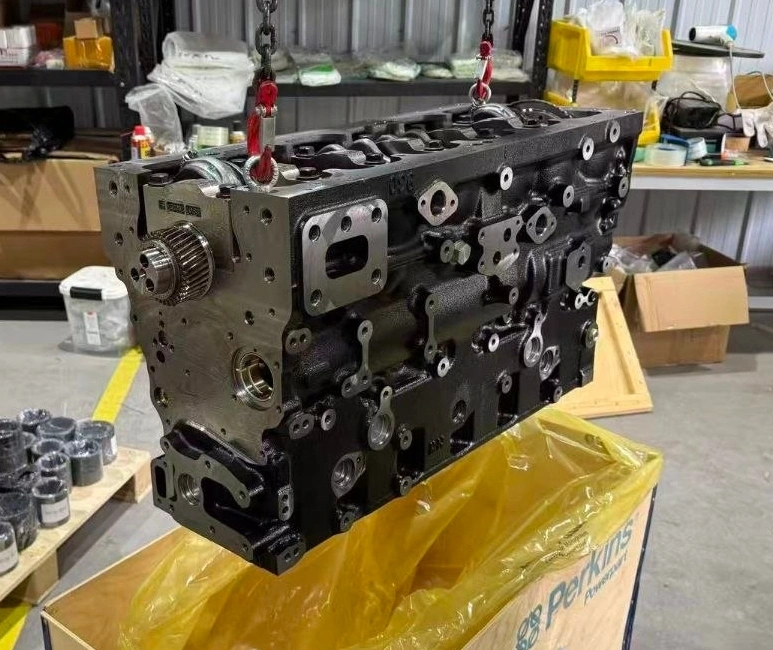 Блок цилиндров Cat C7.1/Perkins 1106D-E70TA