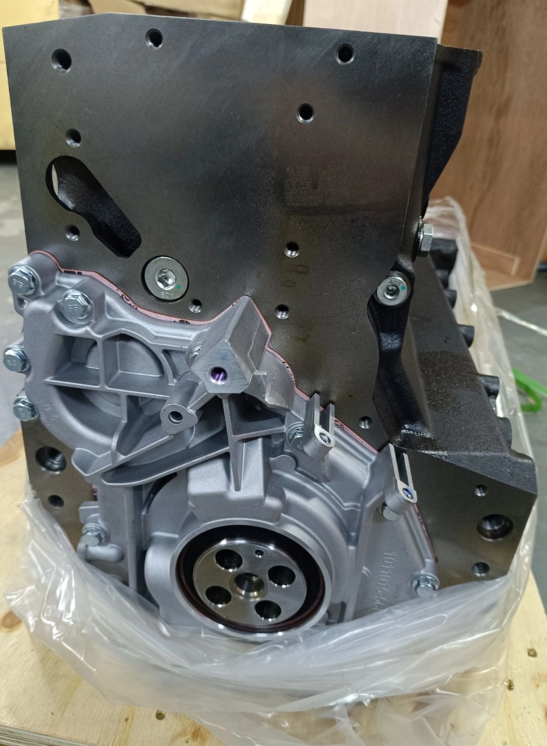 Блок цилиндров Deutz TCD2012L06 2V/Volvo D6E в сборе (short block)
